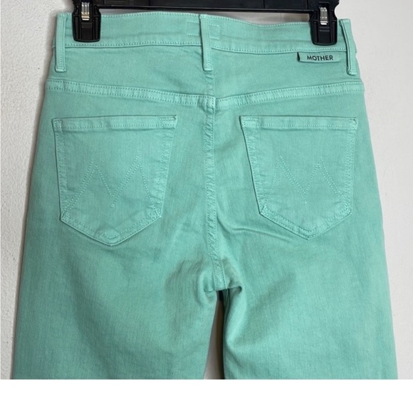 NWOT MOTHER The Insider Crop Step Fray Play Date Denim Jeans Lagoon Green 24 - Picture 5 of 6